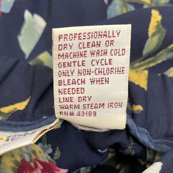 Vintage Susan Bristol Navy and Red Floral Maxi/Midi Skirt - Picture 6 of 8